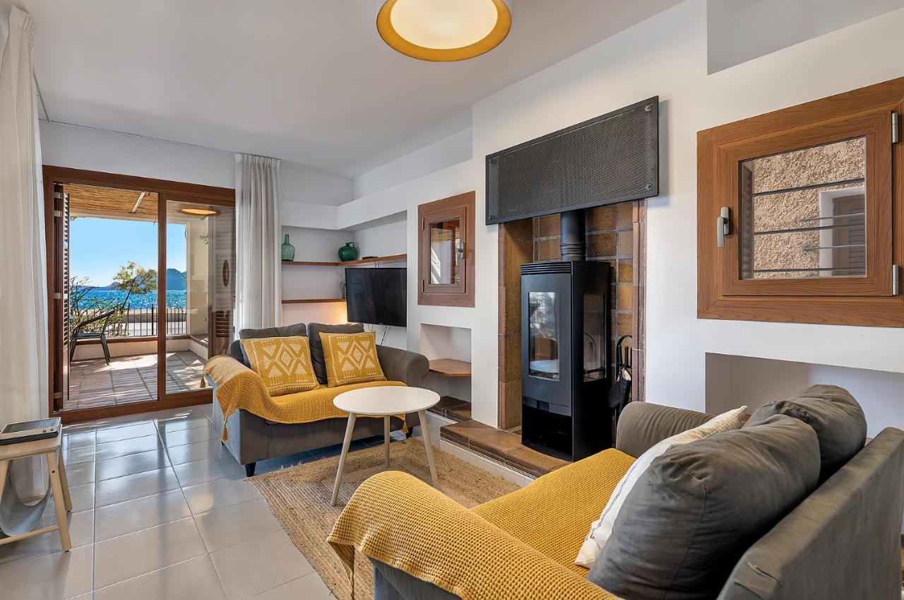 La Gola Apartment, First-Line Beachfront, Newly Refurbished Port de Pollença Eksteriør billede